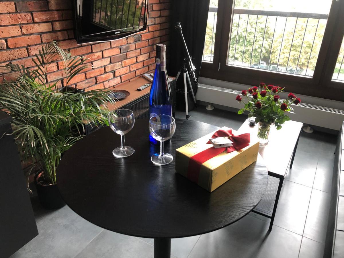 Loft Apartment Browary Warszawskie Varşovia Exterior foto